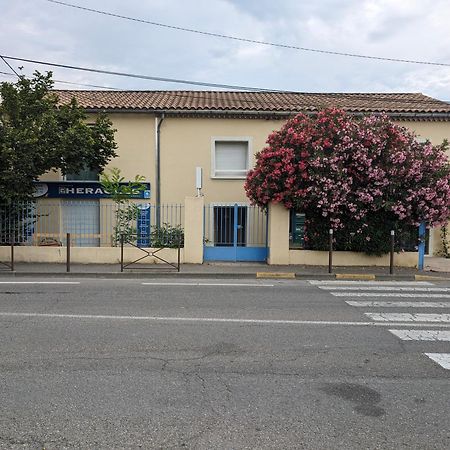 Apartamento L'Instant Sorgue LʼIsle-sur-la-Sorgue Exterior foto