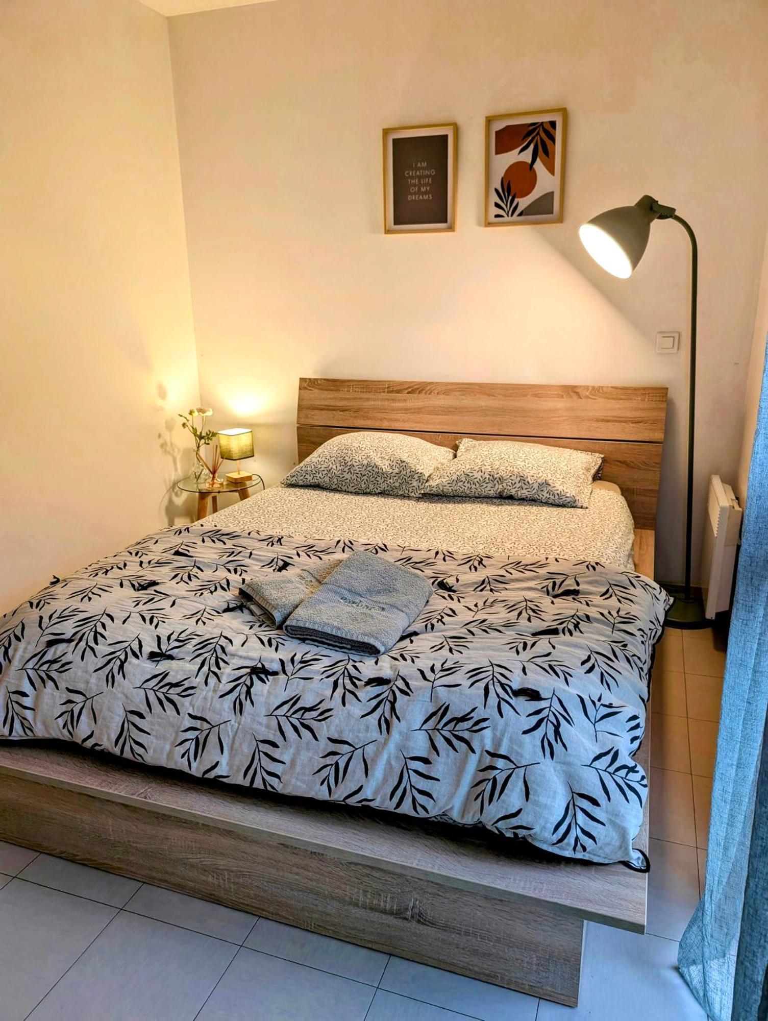 Apartamento L'Instant Sorgue LʼIsle-sur-la-Sorgue Exterior foto