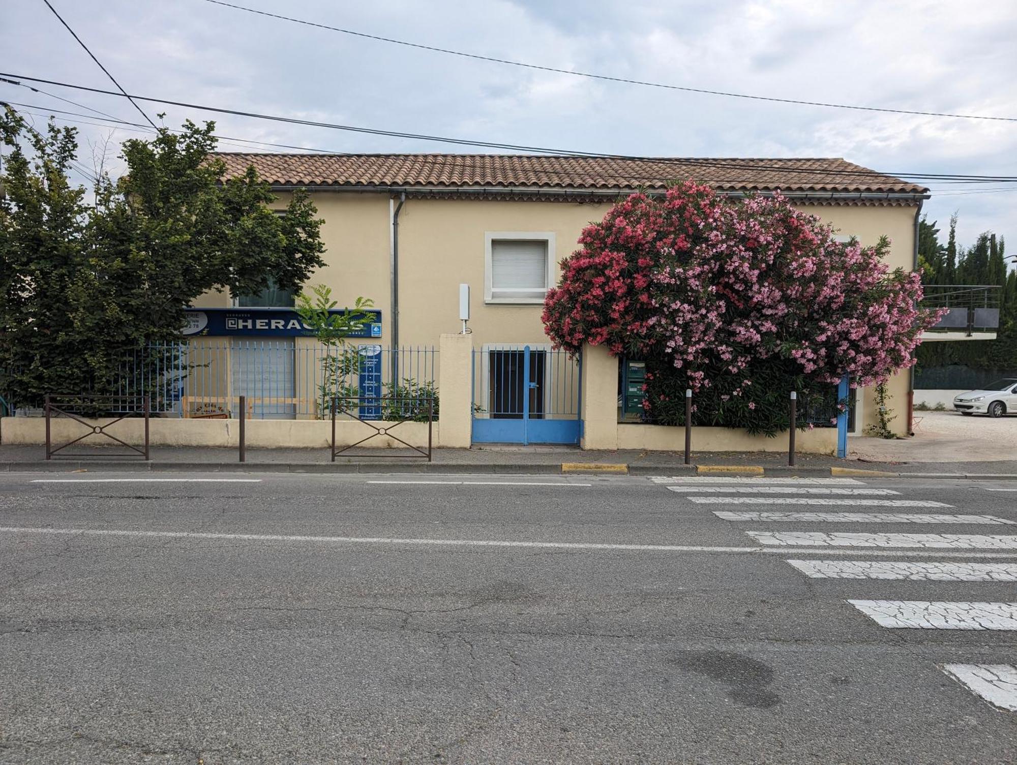 Apartamento L'Instant Sorgue LʼIsle-sur-la-Sorgue Exterior foto